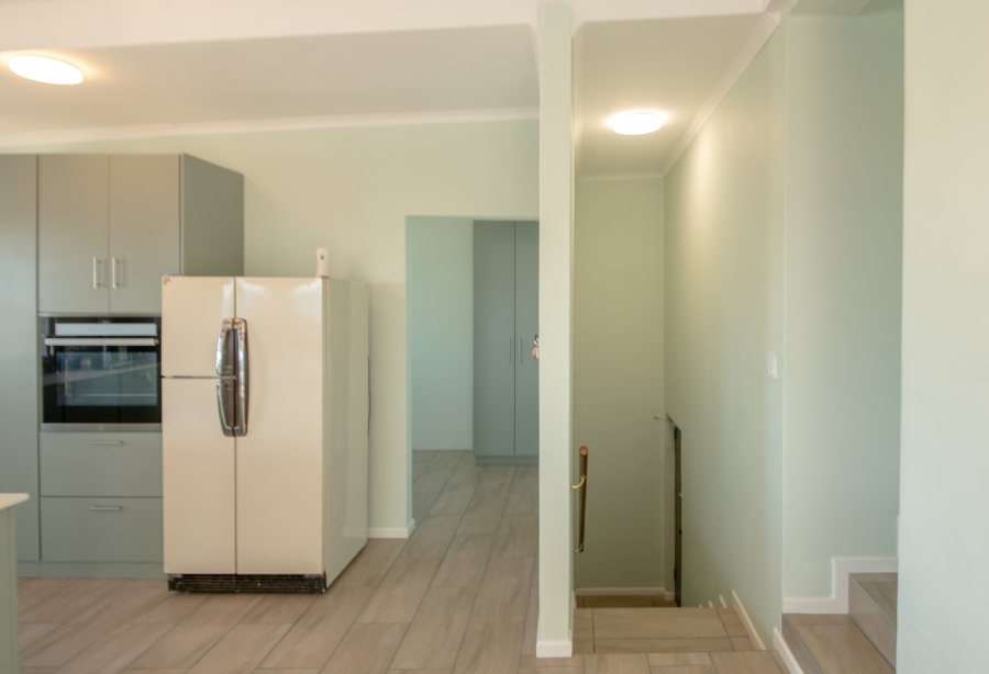 4 Bedroom Property for Sale in Sunny Seas Estate Western Cape